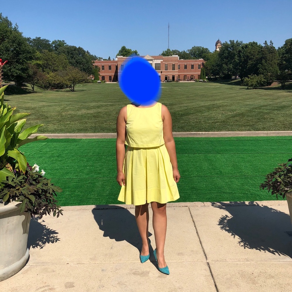 LOFT pleated A-line yellow dress with curtain back size 0